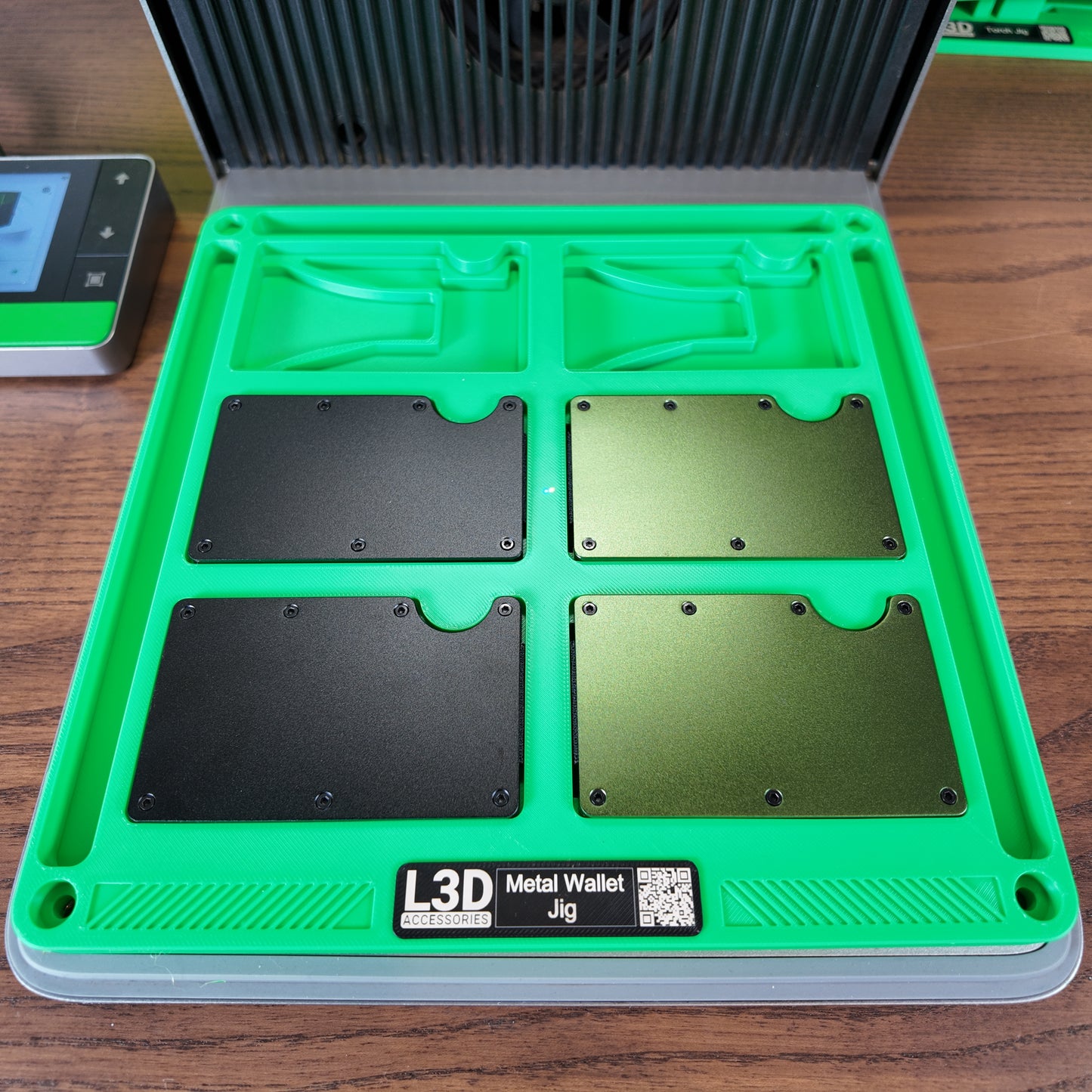 xTool F1 Ultra Metal Wallet Jig | Fits 86mm x 54mm RFID Clip Wallets