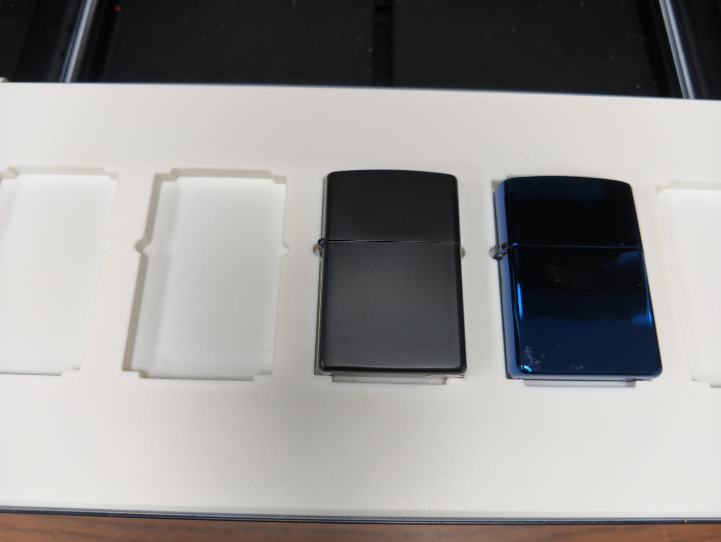 Flip lighter jig alignment detail on the xTool O1 Omni UV printer