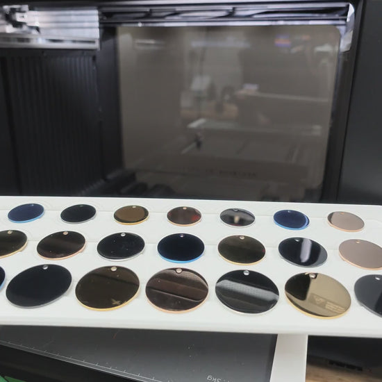 Round Metal Disc Jig in use on the xTool O1 Omni