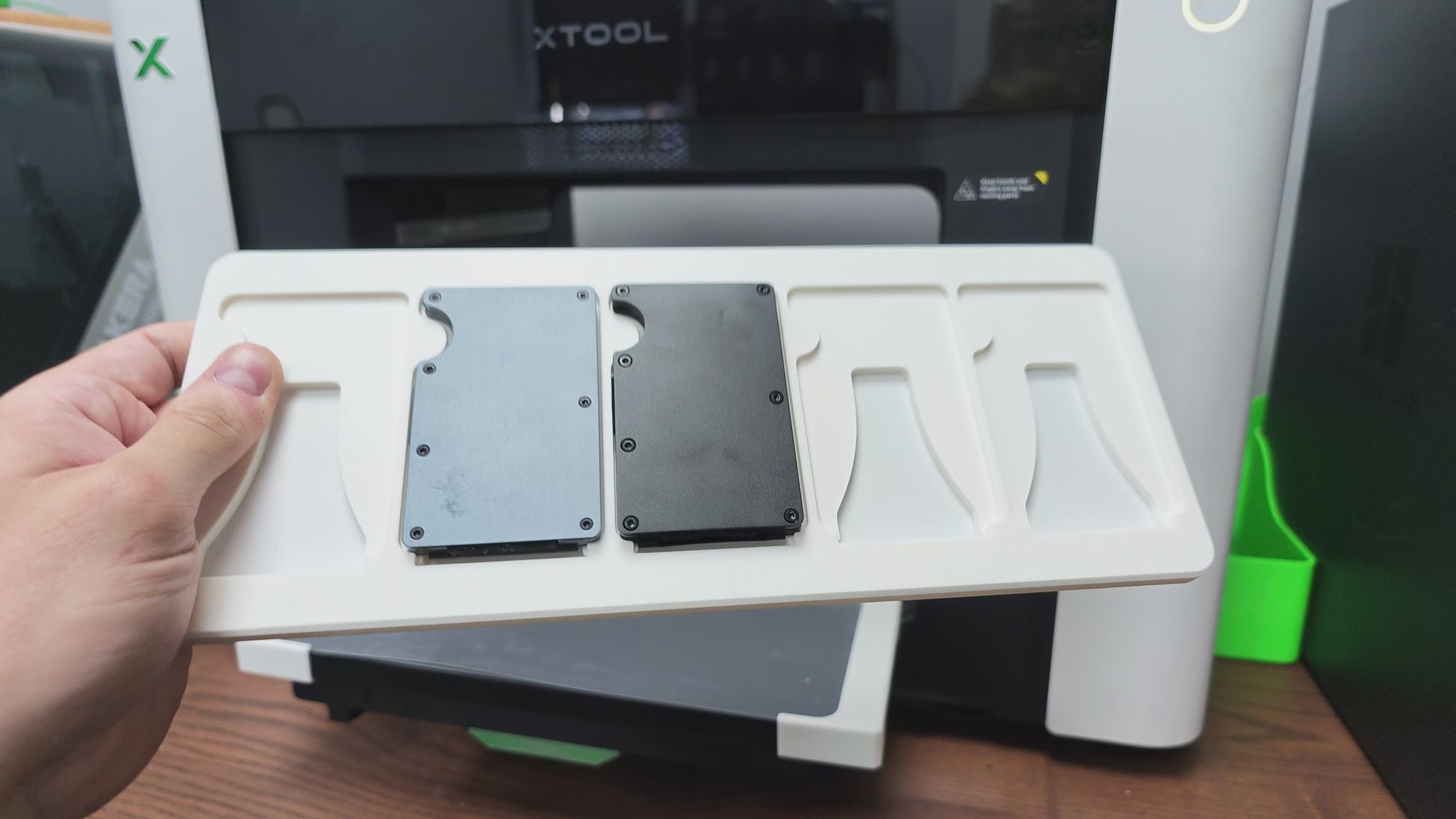 Metal Wallet Jig in use on the xTool O1 Omni