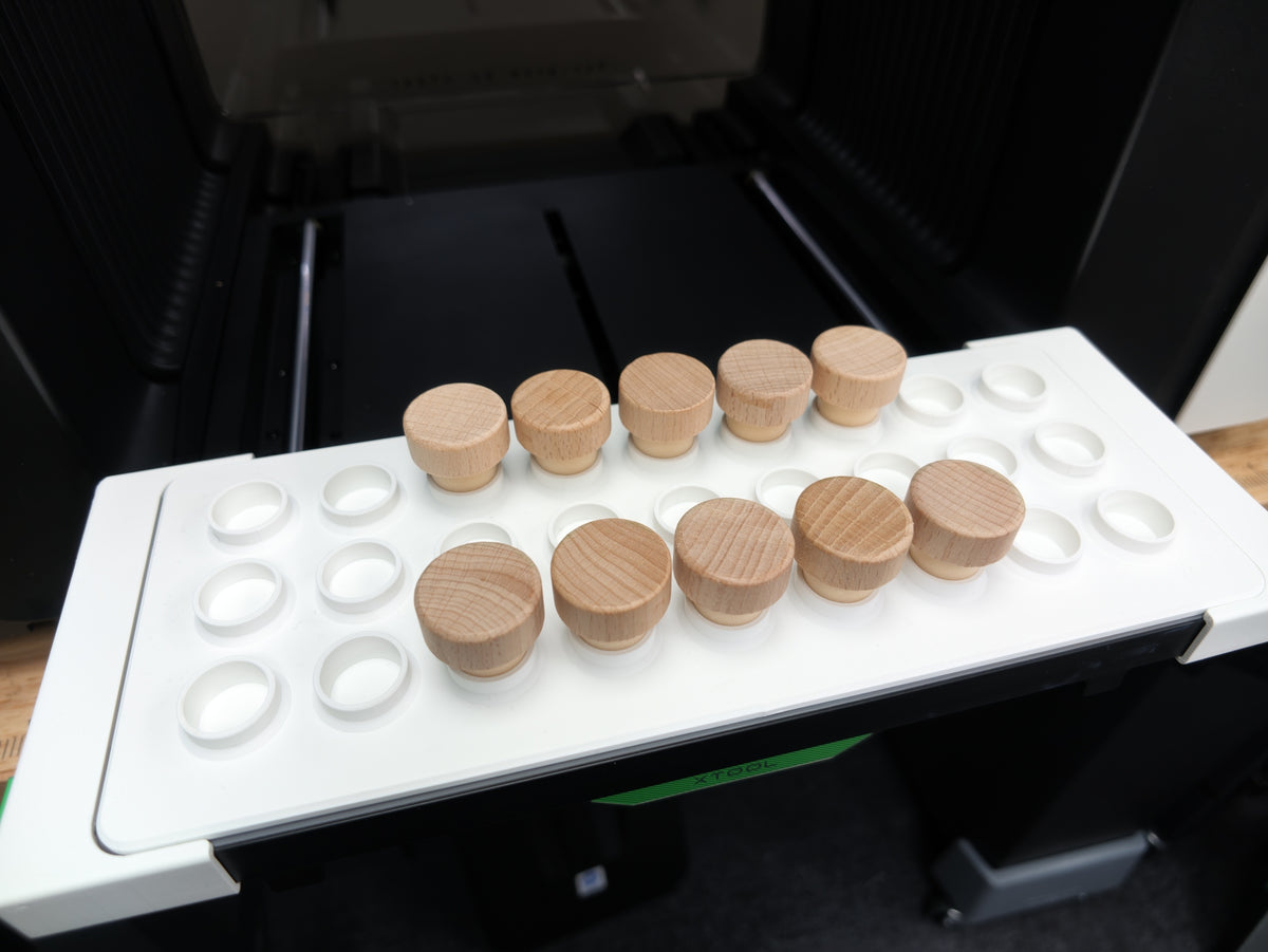 Wine Stopper Jig for xTool O1 Omni UV Printer, photo 1
