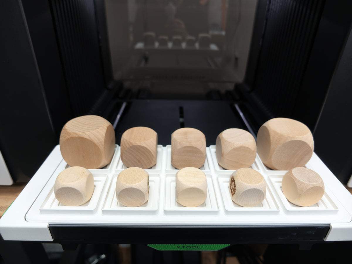 Wooden Dice Jig for xTool O1 Omni UV Printer, photo 2